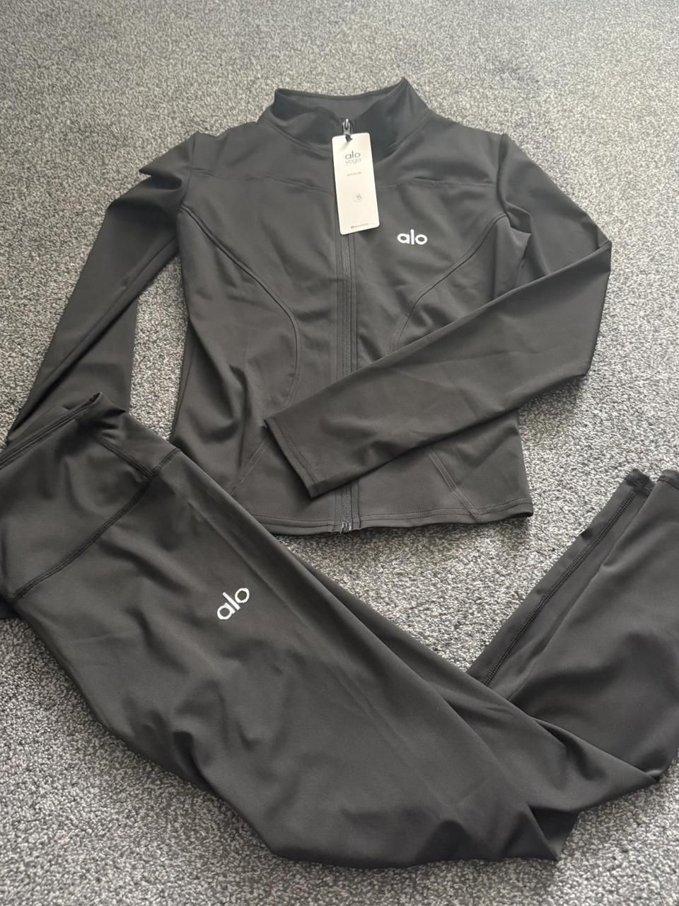 Viral Aesthetic Gym Set - Black 2pc