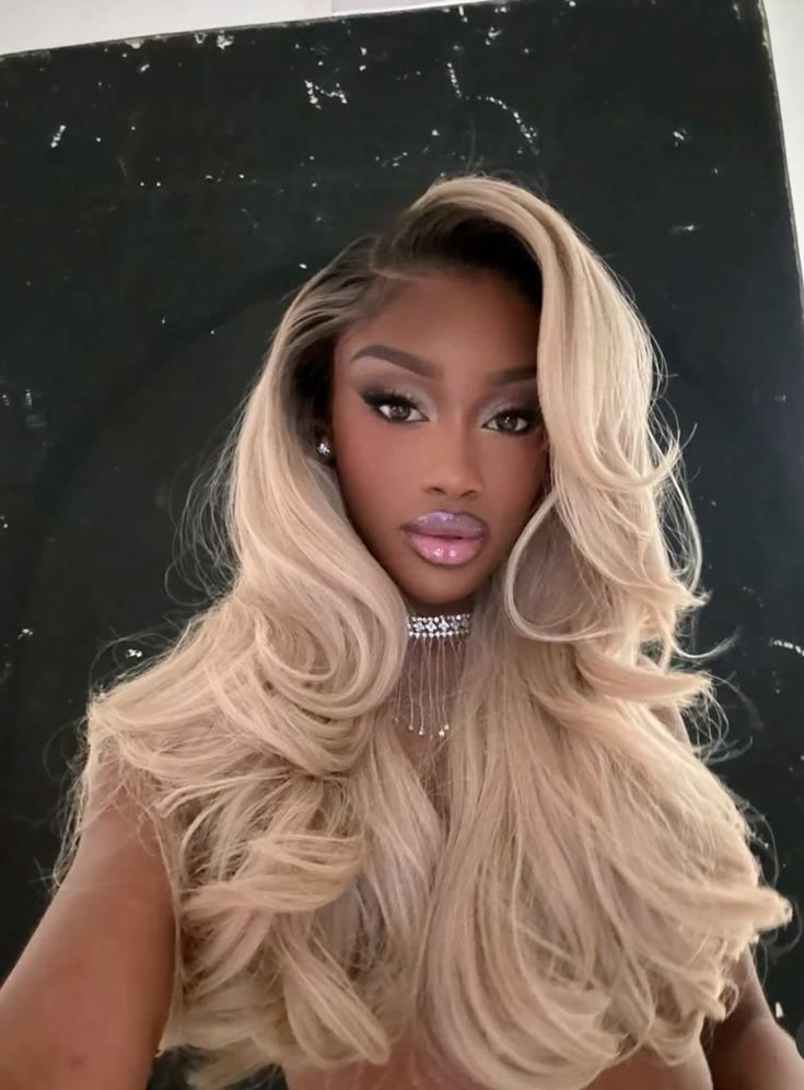 Beyonce Bombshell Wig (Human Blend)